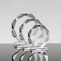 Trophées de récompense Plaques vierges de forme octogonale Logo personnalisé gravé personnalisé K9 Cup Plaque de sport Trophée en cristal octogonal
