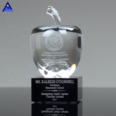 Trophée de récompense en cristal en forme de pomme classique de conception personnalisée d'impression pour le presse-papier