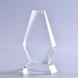 Trophée en cristal quadrilatéral créatif bon marché personnalisé gravable avec base claire